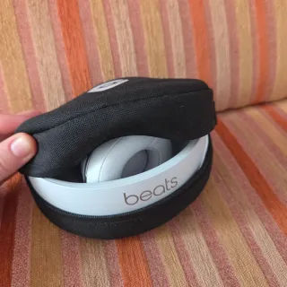 Auriculares Beats Solo 3 Wireless Blancos + Funda