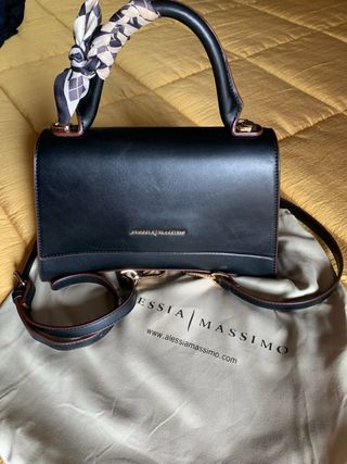 Borsetta Alessia Massimo nera con foulard