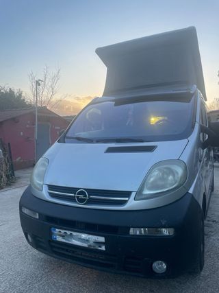 Opel Vivaro 2005
