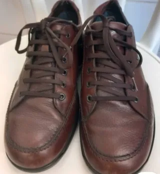 Zapatos de piel con cordones