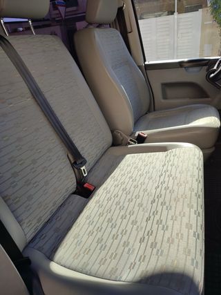 Volkswagen Transporter T5 2011