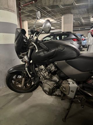 Moto Naked Negra