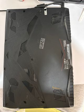 Portátil MSI GP75 i7-9750h RTX 2060 6GB