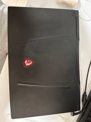 Portátil MSI GP75 i7-9750h RTX 2060 6GB