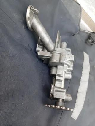 Bomba de Aceite Kangoo