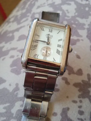 Reloj Lotus Rectangular Mujer Dorado/Plateado