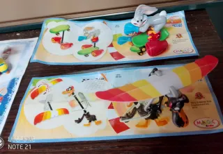 Lotto 17 Sorpresine Looney Tunes Varie Serie