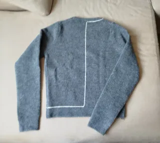 Jersey Zara Gris con Detalle Blanco