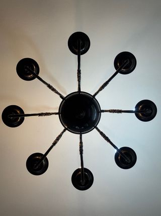 URGE: Lámpara de techo de metal estilo clásico