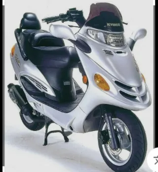 Piezas Kymco Dink 49cc moto negra