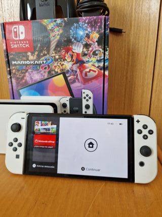 Nintendo Switch OLED Blanca y Negra