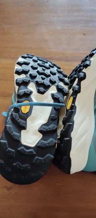 New Balance Fresh Foam Hierro v9 Azul