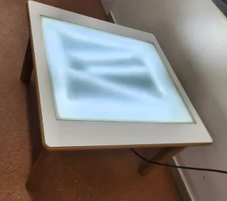 Mesa de luz infantil casera