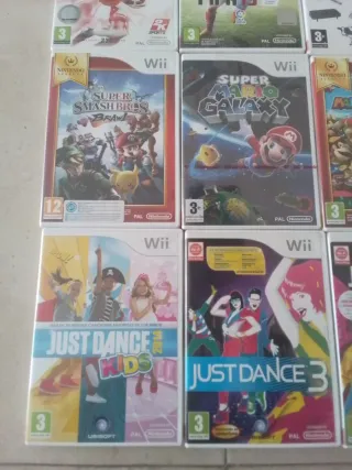 Lote 11 Videojuegos Nintendo Wii. Pack indivisible