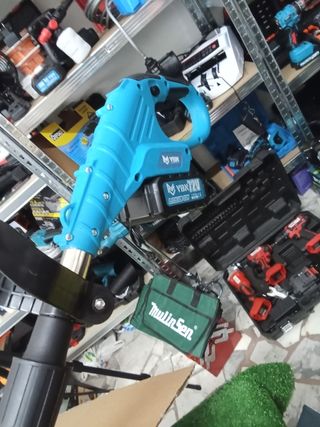 Motozappa elettrica a doppia batteria