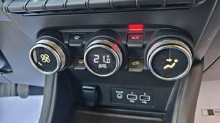 Renault Captur Zen TCe 90