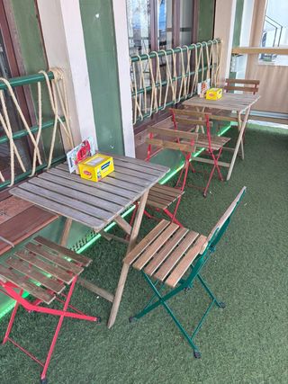 Mesa y Sillas Plegables Madera y Metal