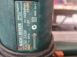 Lijadora de banda Black & Decker