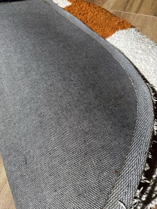 Tappeto infantile con design di volpe arancione e bianco