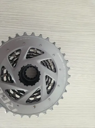 Cassette SRAM RED AXS 12v 10-33T