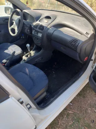 Peugeot 206 2003