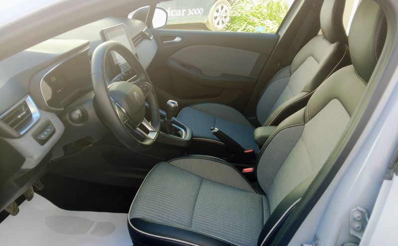 Renault Clio 2025, foto 8