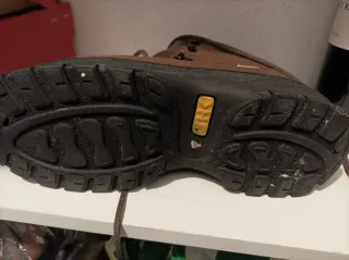 Botas de hombre marrones