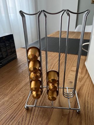 Cafetera Nespresso latissima one Blanca + EXTRAS.