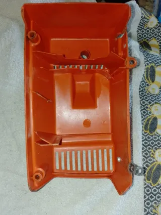 Tapa carter Husqvarna 245 R