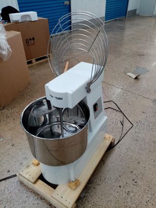 AMASADORA 40LT PARA GASTRONOMIA
