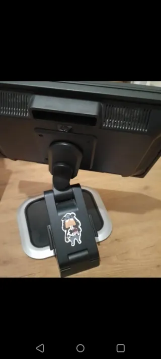 Monitor HP Negro y Plateado