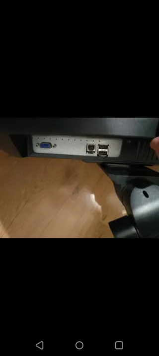 Monitor HP Negro y Plateado