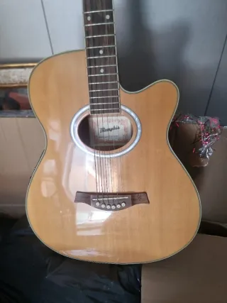 Guitarra Acústica Memphis