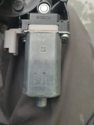 Motor elevalunas Bosch Berlingo 2019