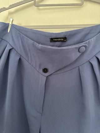 Pantalones anchos azules