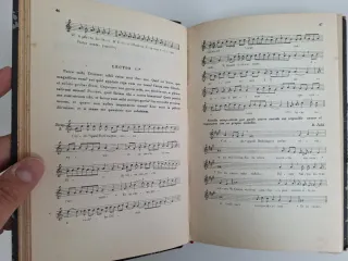 B. JULIA, Cantos Religiosos, año 1955