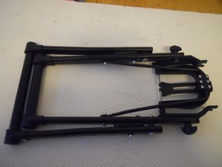 Attrezzo centraruote bici