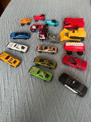 Lote coches de juguete variados