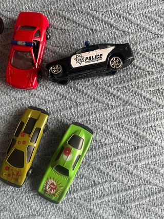 Lote coches de juguete variados