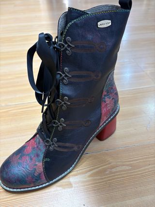 Botas Laura Vita numero 41