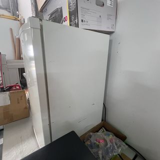 Frigorífico Daewoo blanco Medidas: 48x64x52 cm