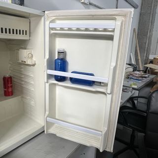 Frigorífico Daewoo blanco Medidas: 48x64x52 cm