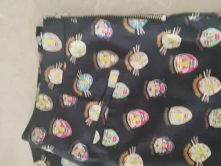 Pantalón Bimba y Lola estampado caras