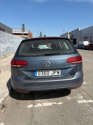 Volkswagen Passat 2016