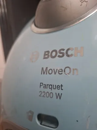 Aspiradora Bosch MoveOn 2200W