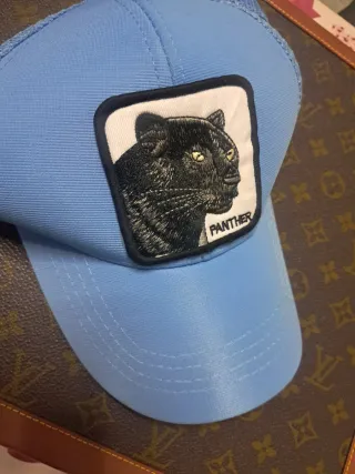 Cappello con Pantera e cappello Adidas