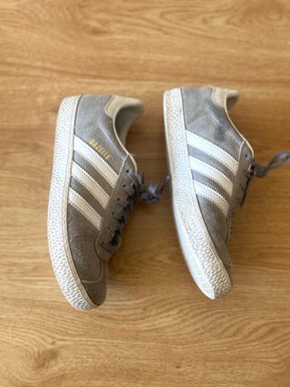 Adidas Gazelle Talla 35 Gris/Blanco