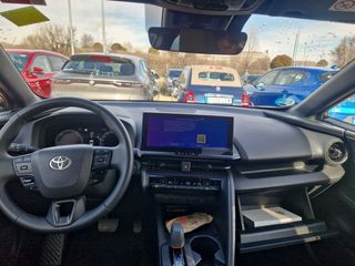 Toyota C-HR 1.8 Advance Hybrid 140