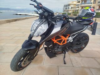 KTM Duke 125