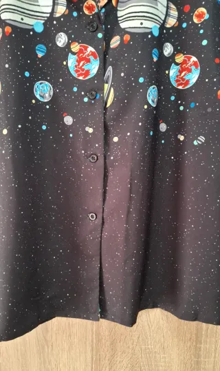 Camisa negra Shein planetas nueva XL